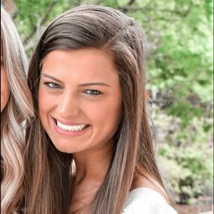 Meet your Posher, Sara ashleigh